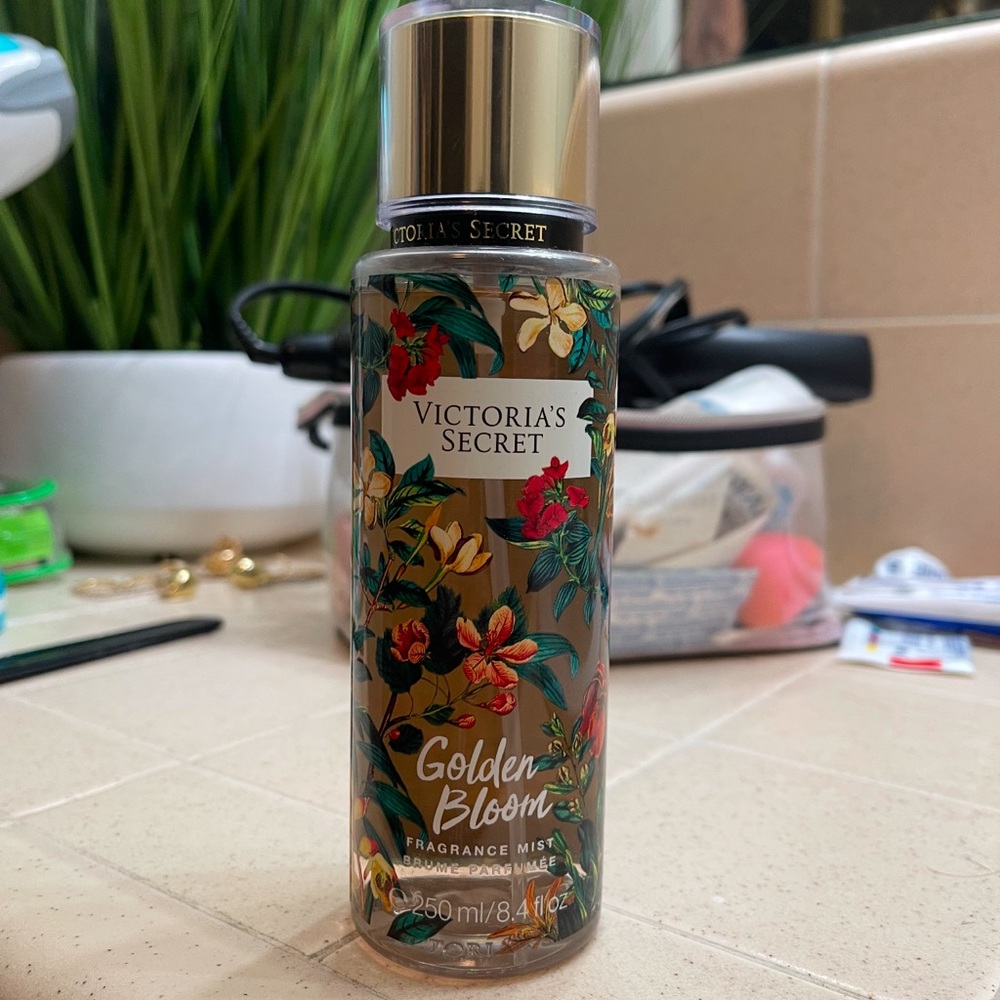 Victoria Secret Golden Bloom Mist